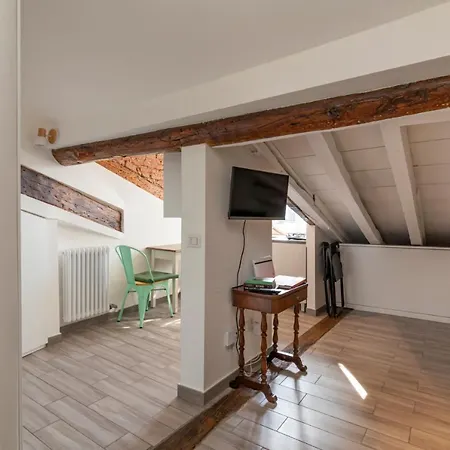 Apartamento Lovely - Duomo - Amedei Milão