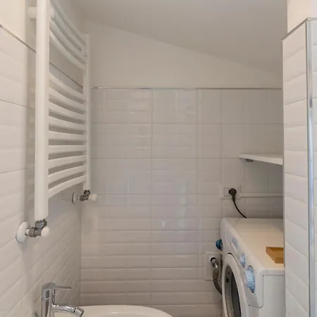 Apartamento Lovely - Duomo - Amedei Milão
