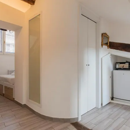 Apartment Lovely - Duomo - Amedei