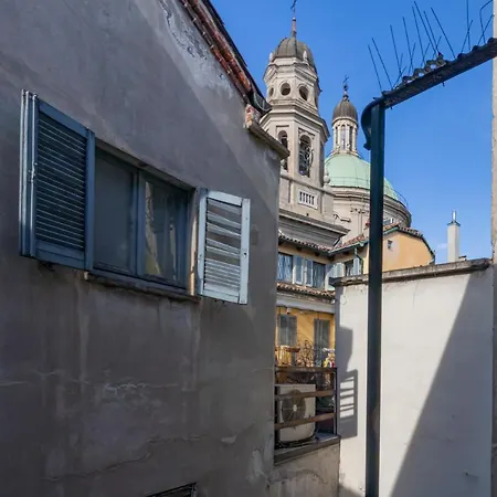 Lovely - Duomo - Amedei * מילאנו